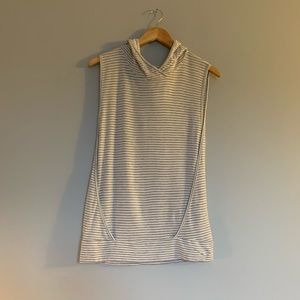 Beyond Yoga sweatshirt hoodie Size Small